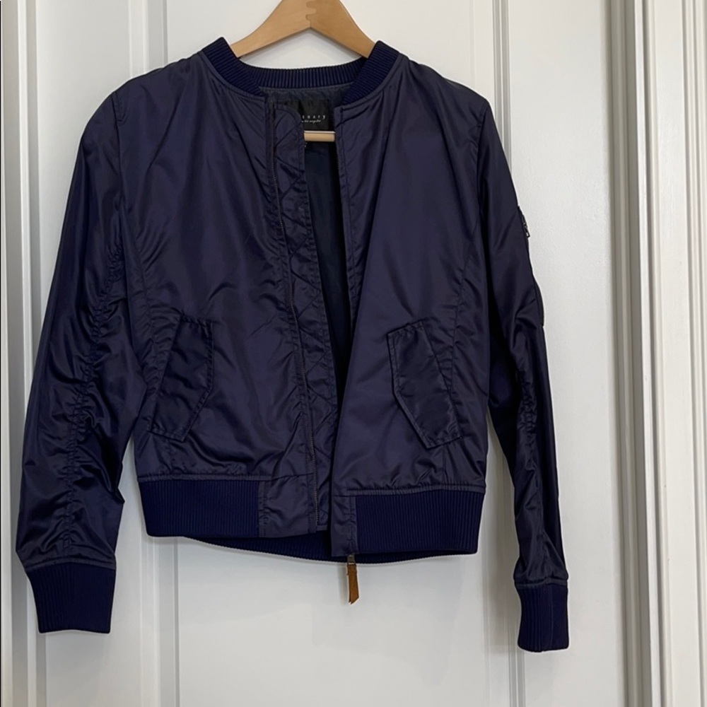 Bomber jacket